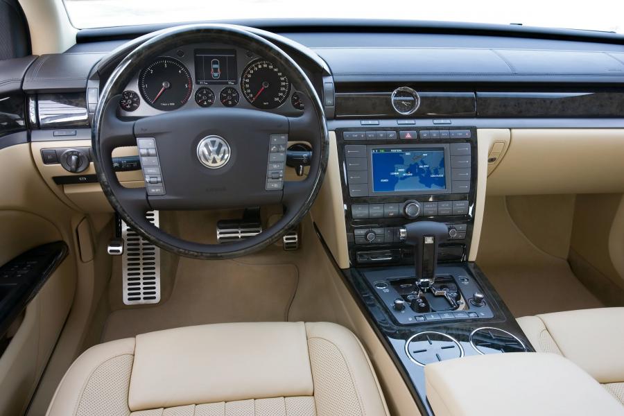  Volkswagen Phaeton 2003 года  (фото 51 из 82)